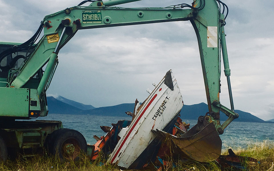 Τα παραδοσιακά καρνάγια μάλλον κερδίζουν τη μάχη, τα καΐκια τη χάνουν….-1