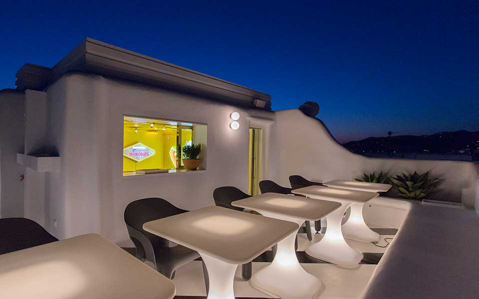 Περιδιαβάζοντας στην ανεμόεσσα των τεχνών και του ντιζάιν-2