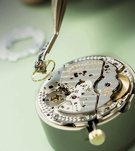 H διαχρονική αξία του GIRARD-PERREGAUX Laureato Chronograph-8