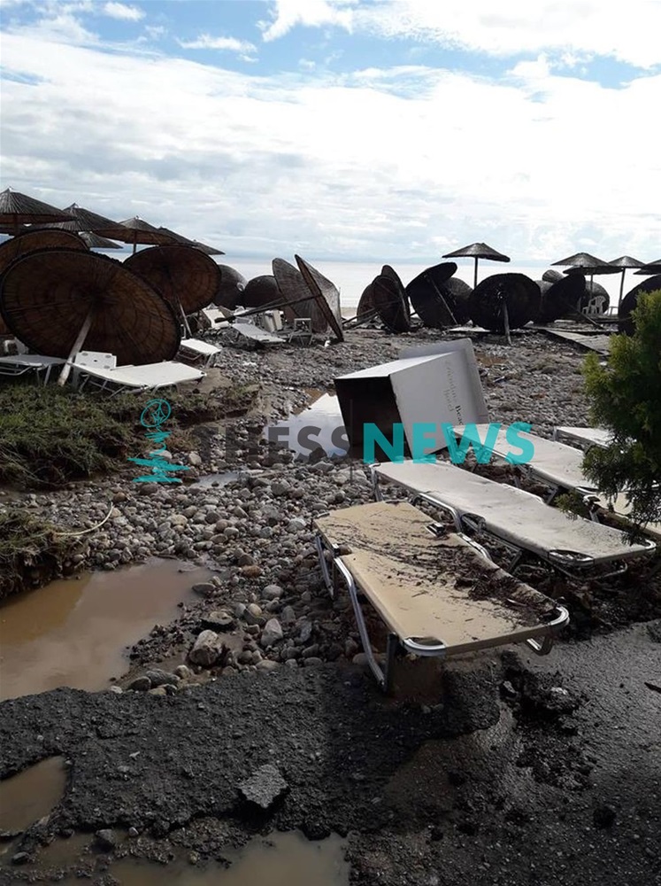 Βρασνά Θεσσαλονίκης: Υποχώρησε τμήμα δρόμου, μετακινήθηκε πισίνα από την κακοκαιρία-8