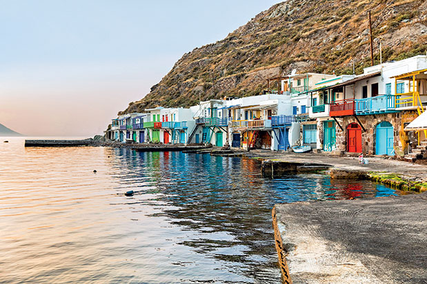 Μήλος: Εξερευνητές με το μαγιό-5