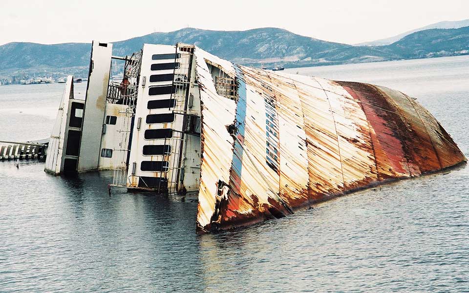 Απαθανατίζοντας σκαριά που ναυάγησαν-3