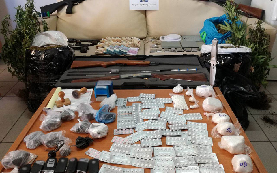 Λατινοαμερικάνικου τύπου καρτέλ ναρκωτικών εξάρθρωσε η ΕΛΑΣ-1