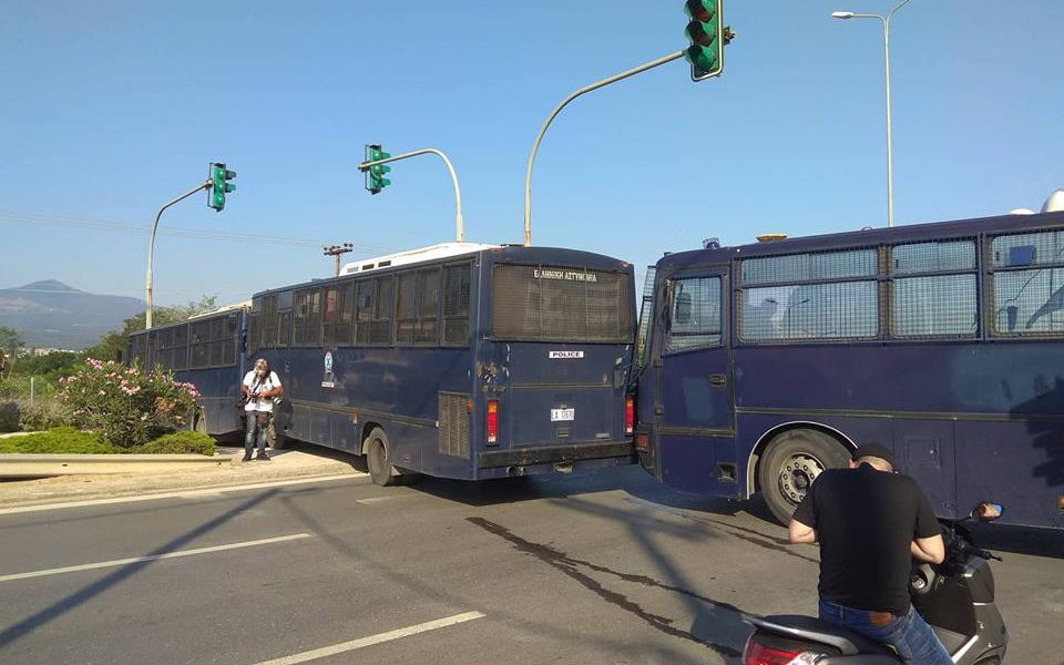 Στη Θεσσαλονίκη ο Τσίπρας υπό δρακόντεια μέτρα ασφαλείας (φωτογραφίες – βίντεο)-3