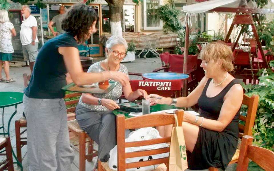 «Να μείνουν στον τόπο μας οι νέες γυναίκες»-2