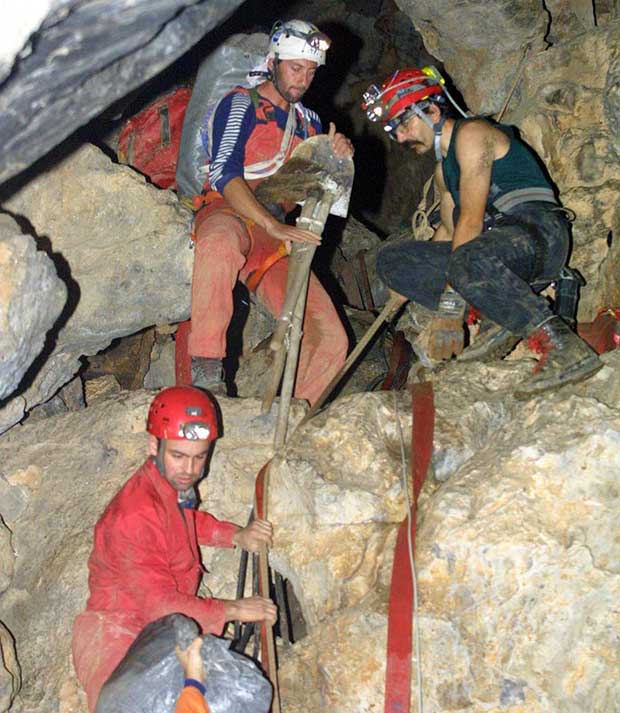 Οι αναμνήσεις από μια παράτολμη επιχείρηση διάσωσης-1