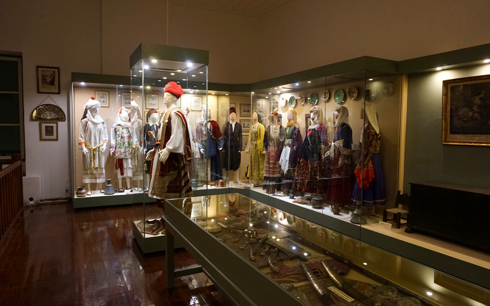 Η συλλογή Ηλία Ε. Δαραδήμου, ένα πρότυπο μουσείο στο Χρισσό Φωκίδος, αποκαλύπτει έναν ολόκληρο κόσμο-1