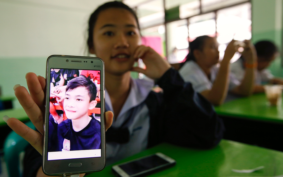 Ο διπλός αγώνας των 12 παιδιών-3