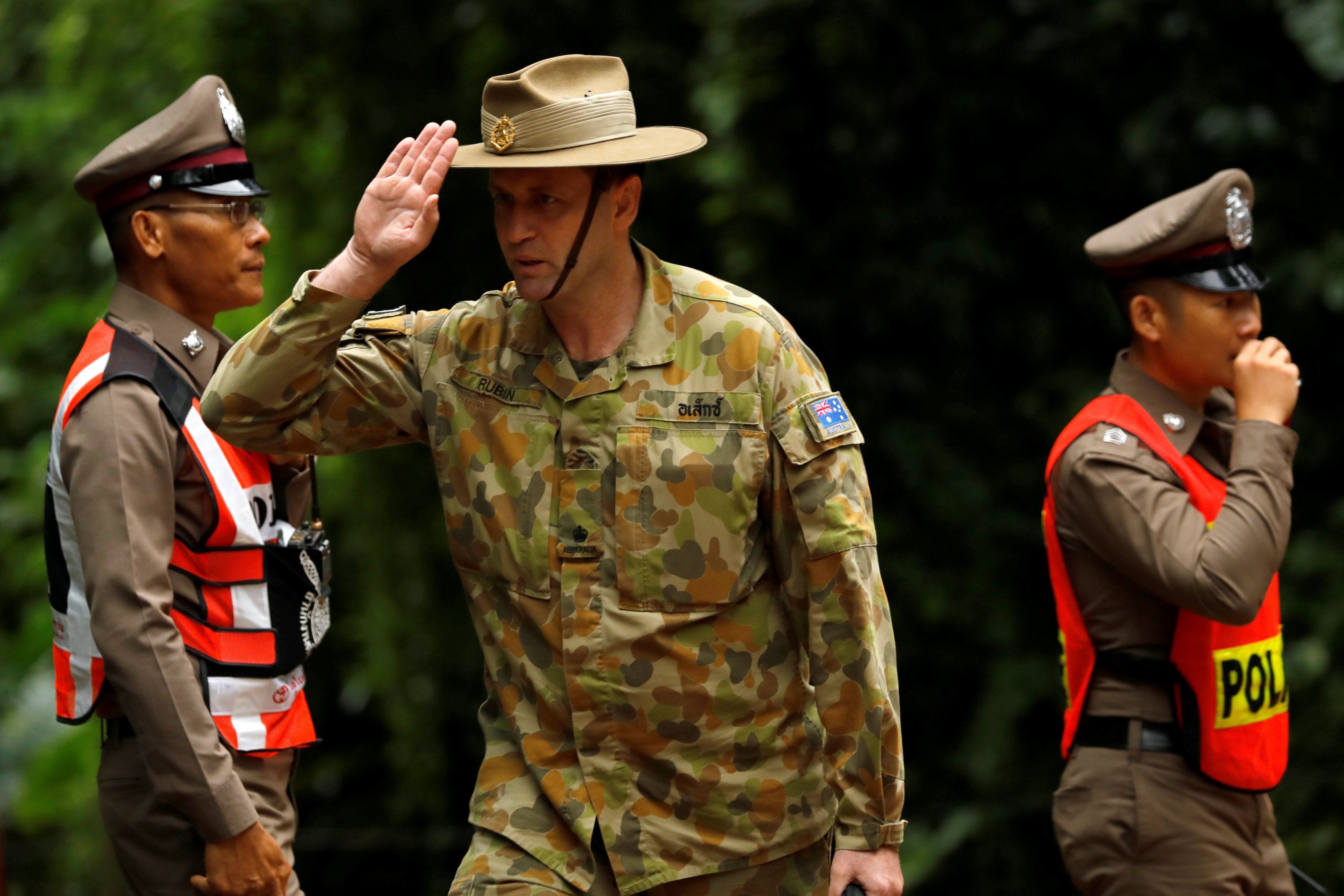 Ταϊλάνδη: Ολοκληρώθηκε η πρώτη φάση της επιχείρησης -Στο νοσοκομείο μεταφέρθηκαν 4 παιδιά (φωτογραφίες – βίντεο)-7