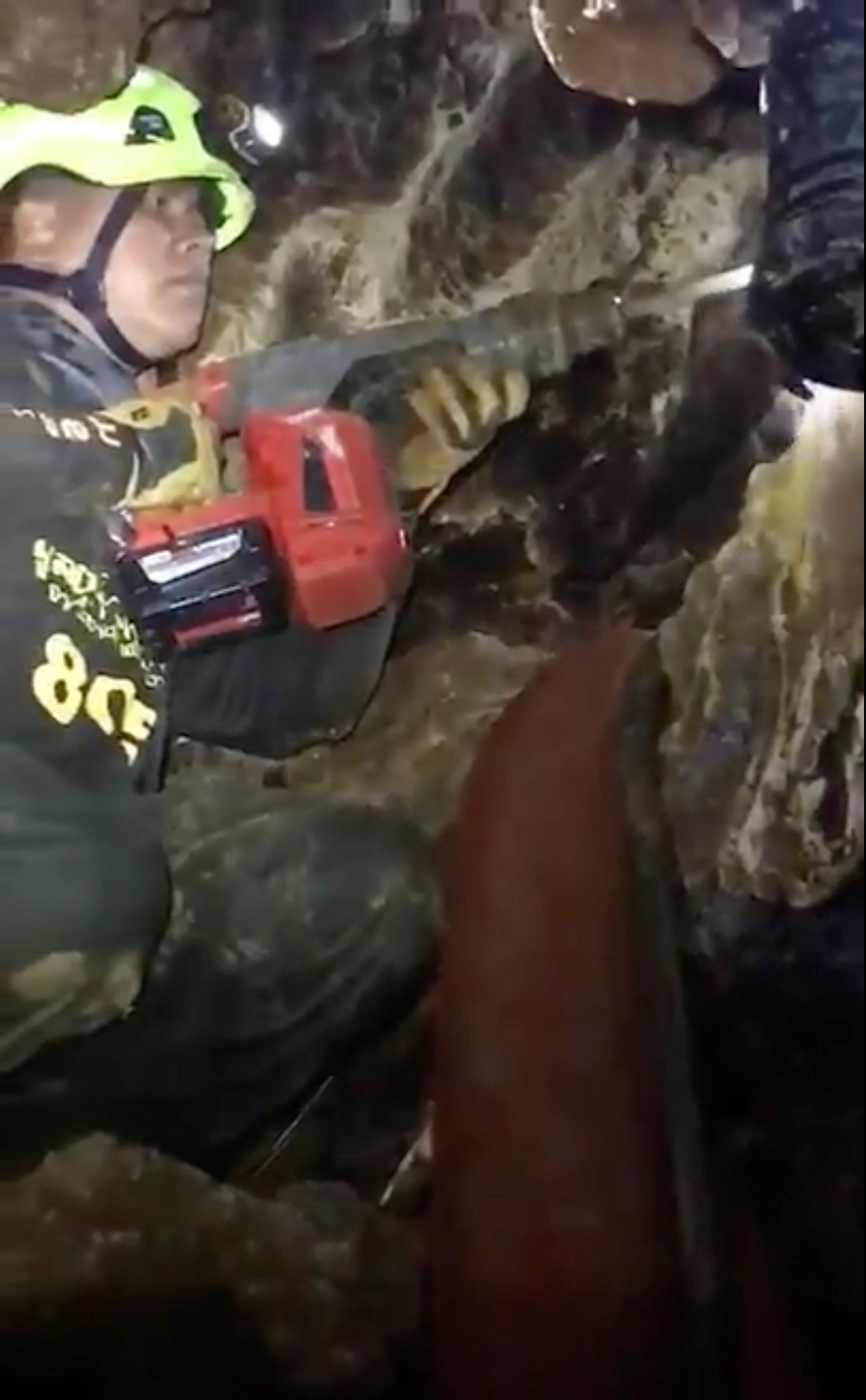 Ταϊλάνδη: Ολοκληρώθηκε η πρώτη φάση της επιχείρησης -Στο νοσοκομείο μεταφέρθηκαν 4 παιδιά (φωτογραφίες – βίντεο)-2