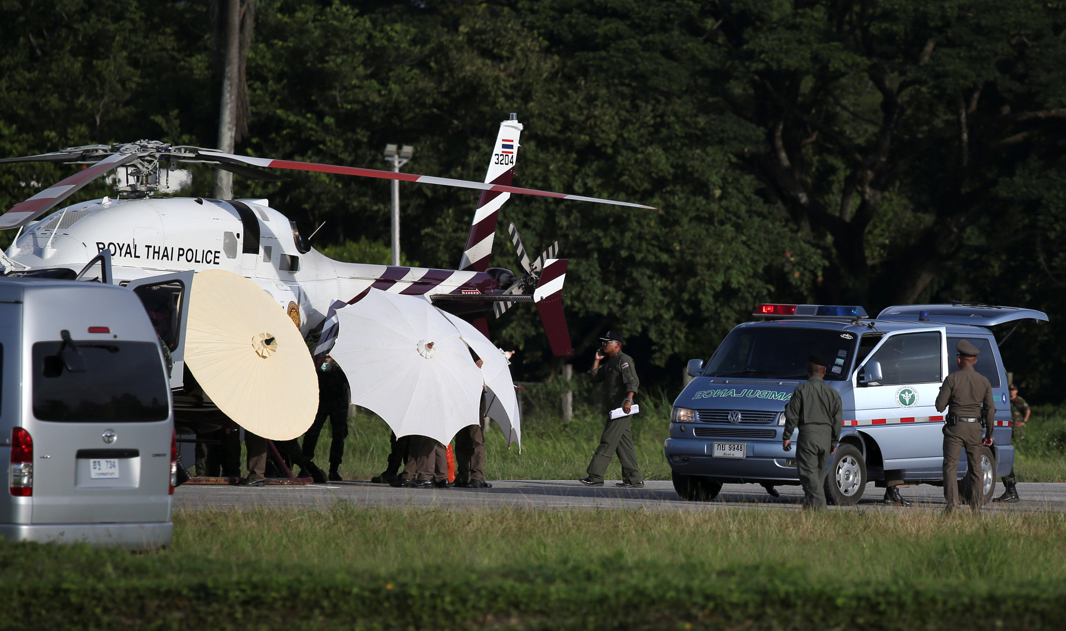 Ταϊλάνδη: Παγκόσμια ανακούφιση από τη διάσωση των 12 παιδιών και του προπονητή τους – Βίντεο από το εσωτερικό της σπηλιάς-5