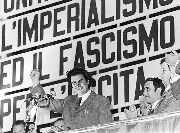 Διανοούμενοι και δικτατορία-2