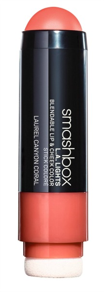 Travel light: 6 προϊόντα σε μορφή stick που θα ”πετάξουν” μαζί σας στις διακοπές-5