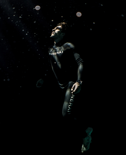 Εξερεύνηση στο βυθό με ένα PANERAI Luminor Sumbersible 1950 Amagnetic-2