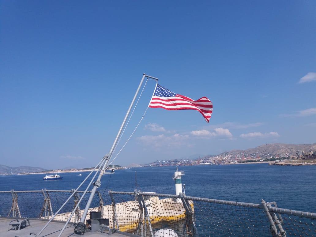 Στον Πειραιά η ναυαρχίδα του έκτου στόλου των ΗΠΑ-5