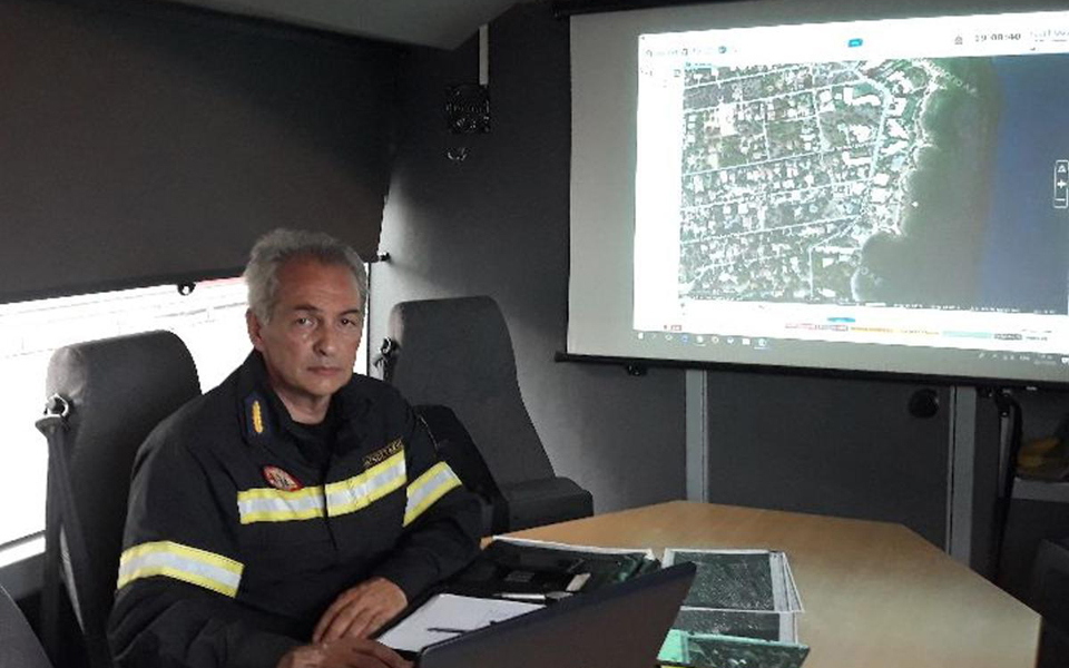 Υπαρχηγός Πυροσβεστικής: «Ολοι ευχόμαστε να μη βρούμε άλλον νεκρό»-1