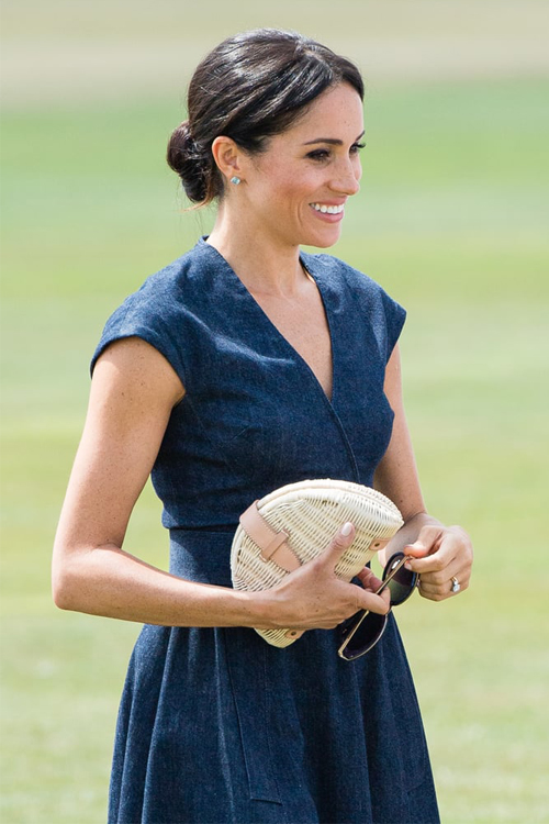 Sorry, το ντένιμ φόρεμα της Meghan Markle είναι sold out-2