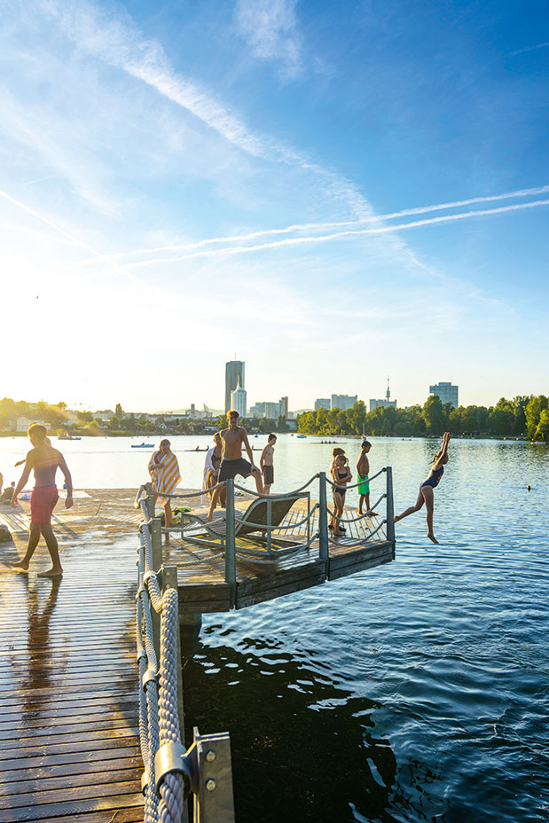 Mια πλαζ στην πρωτεύουσα-3