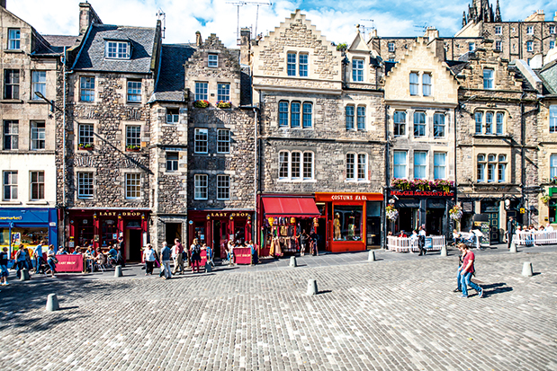 Ασυμβίβαστη Σκωτία-2