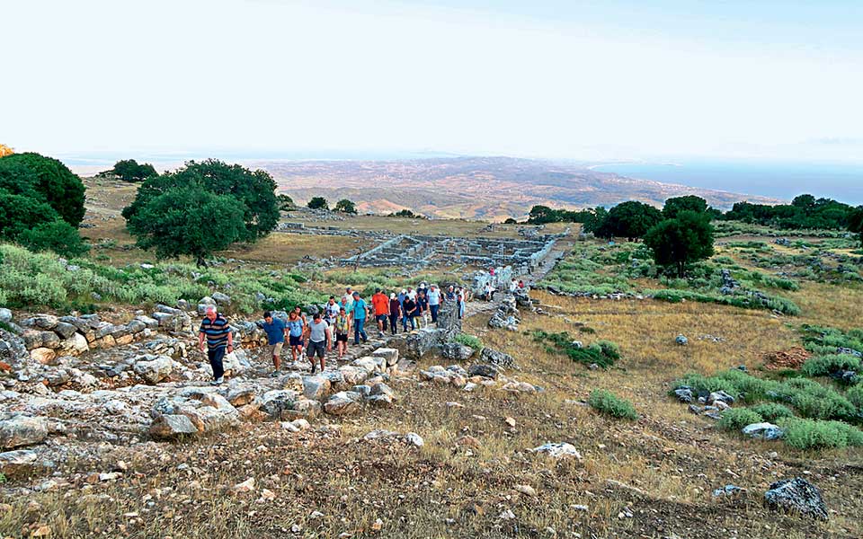Το «Διάζωμα» ξεναγεί στην Ηπειρο τους Ελληνες των Βρυξελλών και χτίζει νέα δίκτυα-2