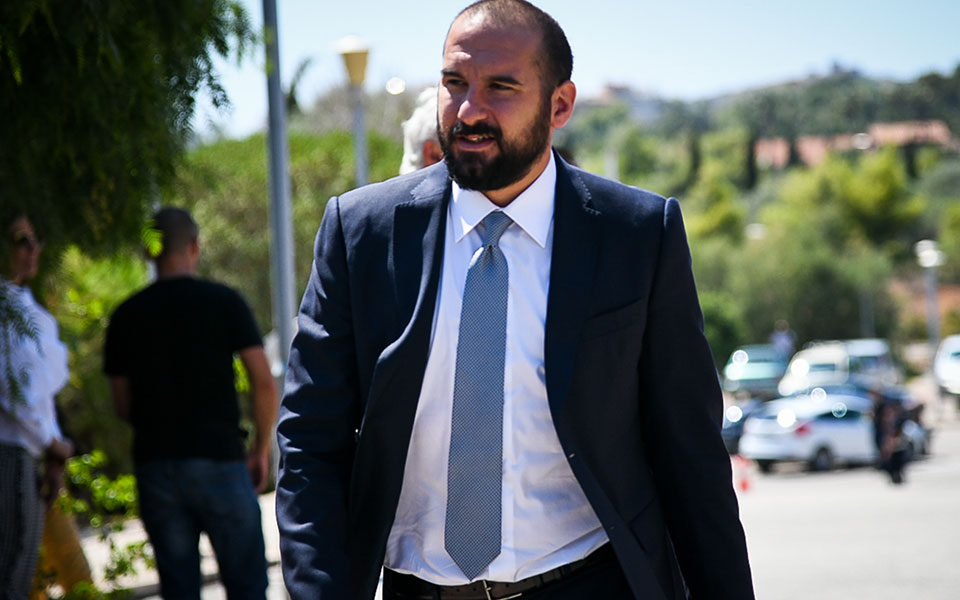Σε εξέλιξη διευρυμένη σύσκεψη υπό τον Αλέξη Τσίπρα στο Λαύριο-3