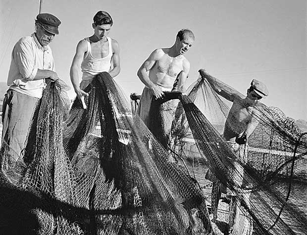 Οι «Ελληνικές Θάλασσες» από το Μουσείο Μπενάκη στο αεροδρόμιο της Αθήνας-1