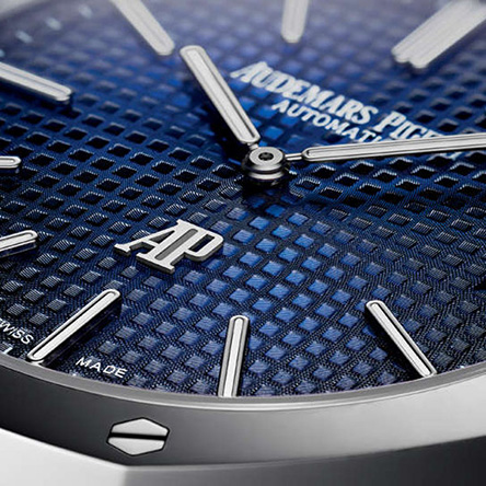 AUDEMARS PIGUET Royal Oak “Jumbo” Extra-Thin-4