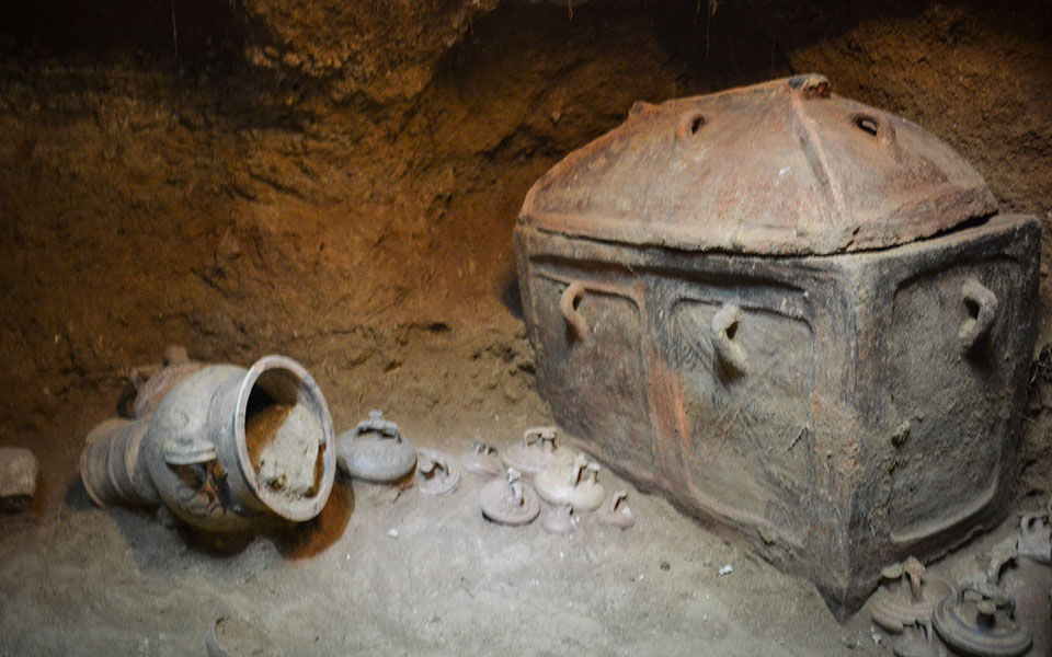 Ιεράπετρα: Ανακαλύφθηκε ασύλητος θαλαμοειδής τάφος (φωτογραφίες)-1