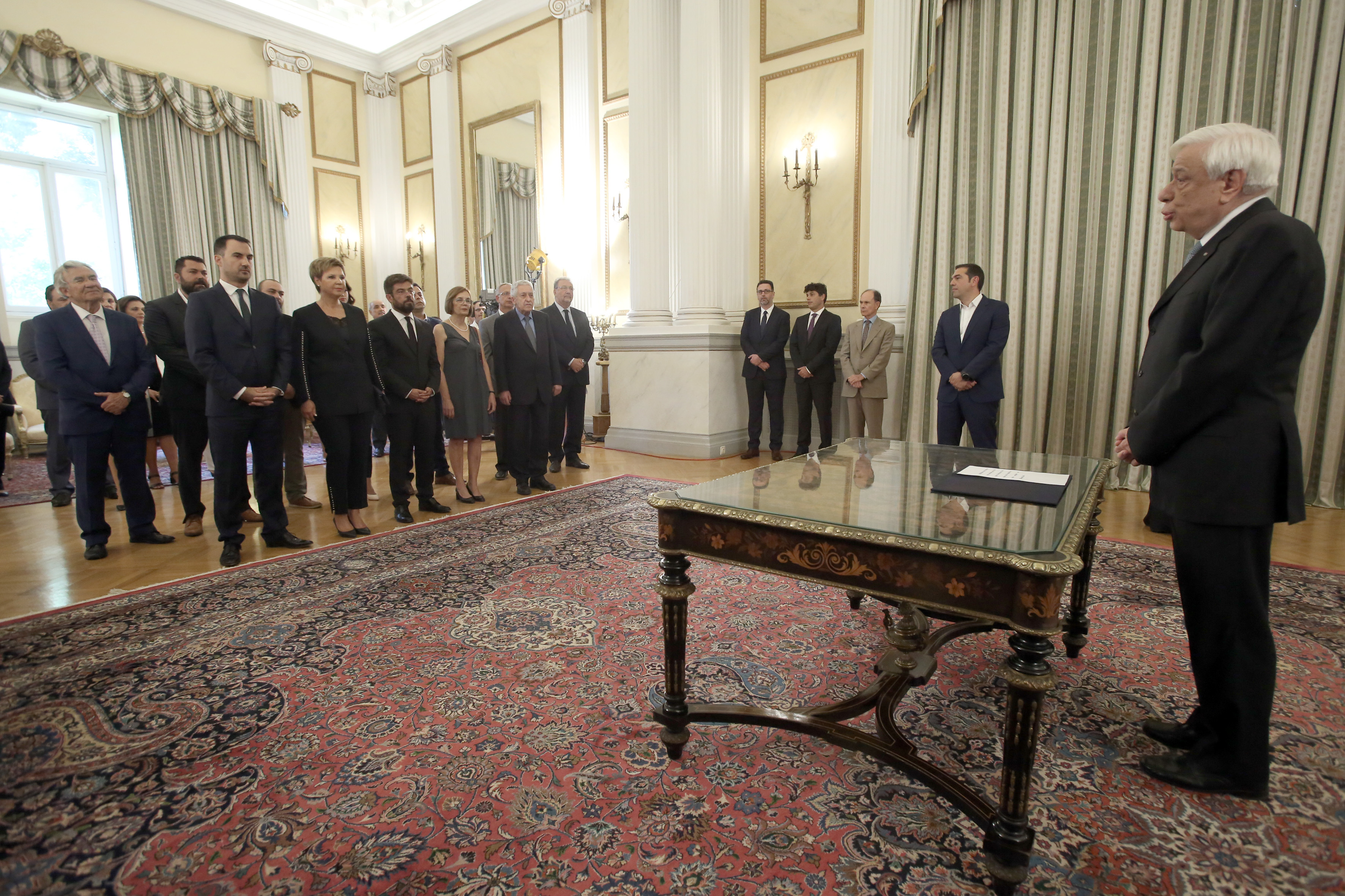 Ορκίστηκαν τα νέα μέλη της κυβέρνησης-2