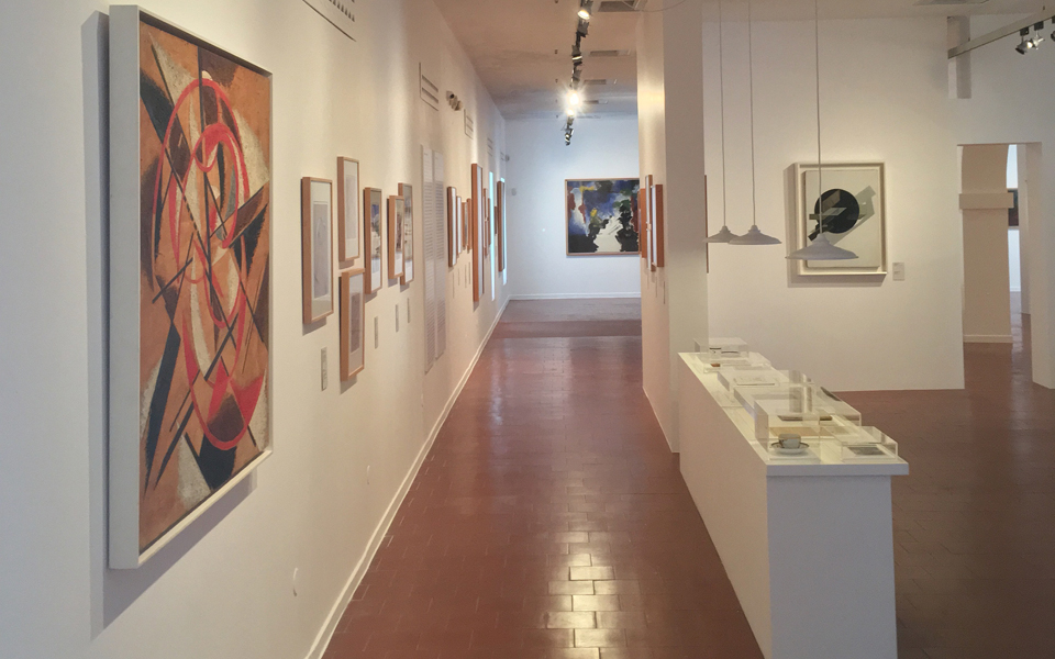 Μια μονή και μια αποθήκη γεμάτες τέχνη-3