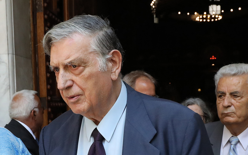 Υστατο χαίρε για τον Γρηγόρη Σκαλκέα, τον αγαπητό «κ. Καθηγητή»-1