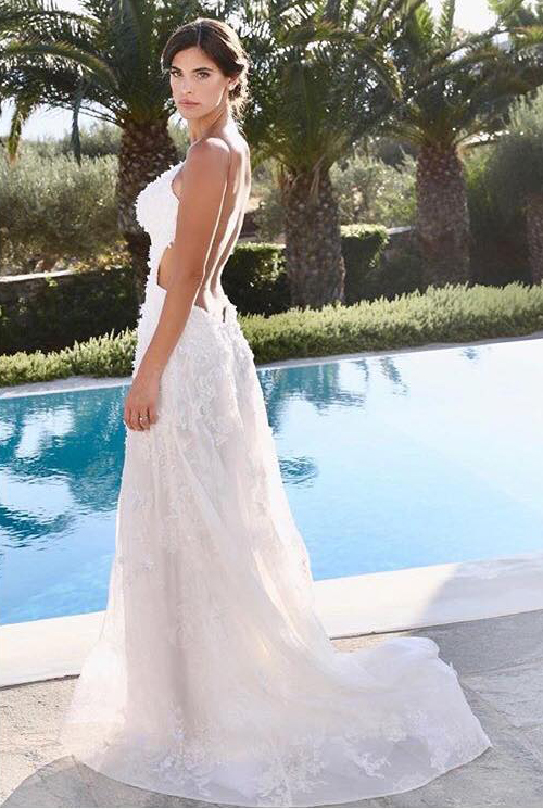 Πρέπει να ξαναδείς σε 360ᵒ το νυφικό της Χριστίνας Μπόμπα από την Σήλια Κριθαριώτη-5