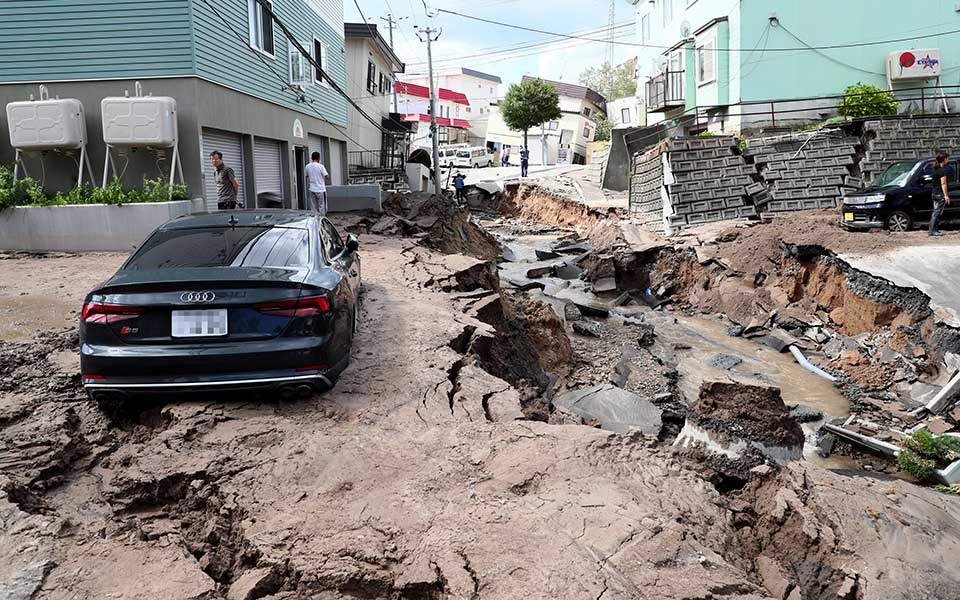 Ιαπωνία: 11 νεκροί, δεκάδες αγνοούμενοι μετά τον σεισμό των 6,6 Ρίχτερ-3