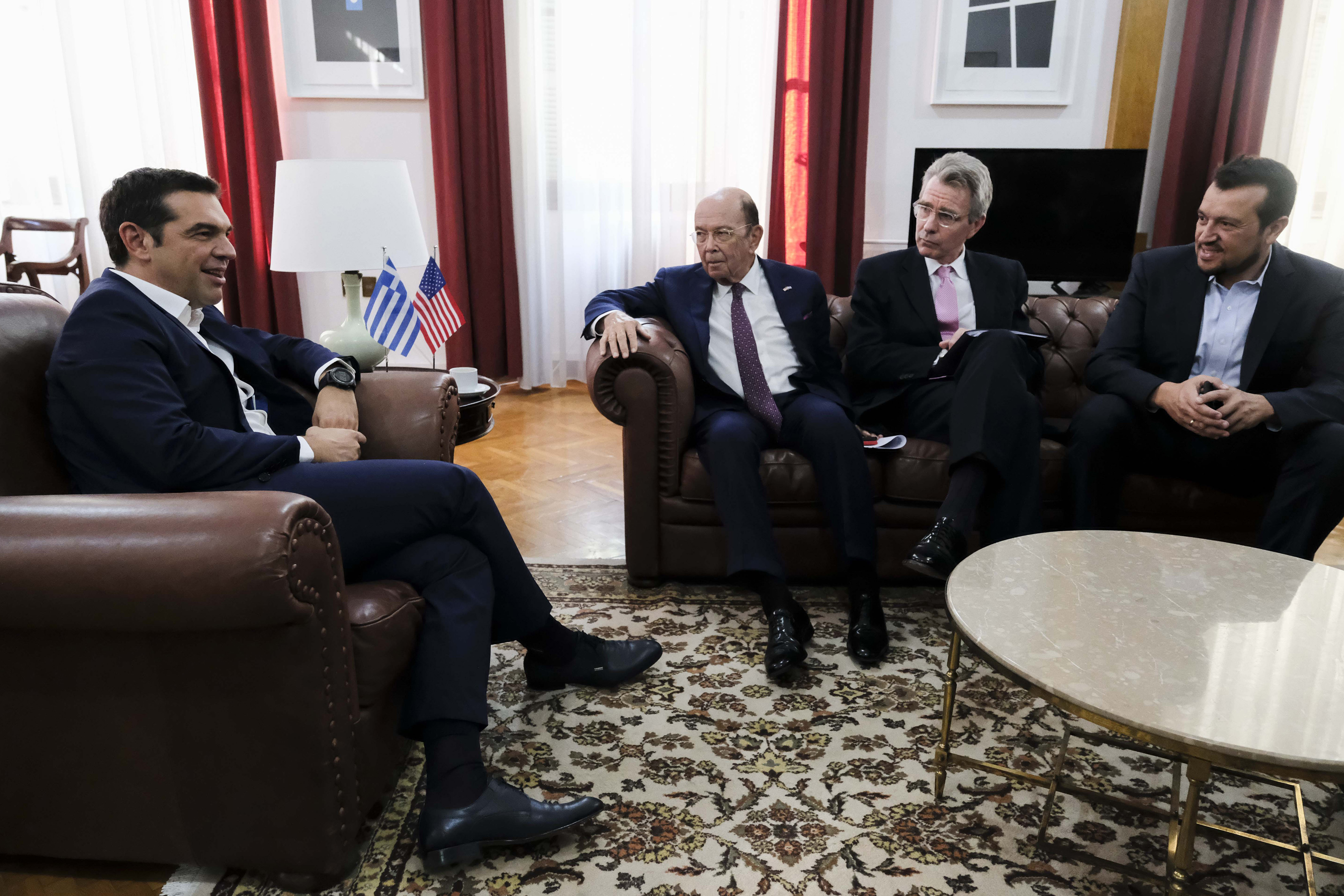 Αμερικανός υπουργός Εμπορίου: Οι ΗΠΑ στηρίζουν την Ελλάδα και την οικονομία της-2