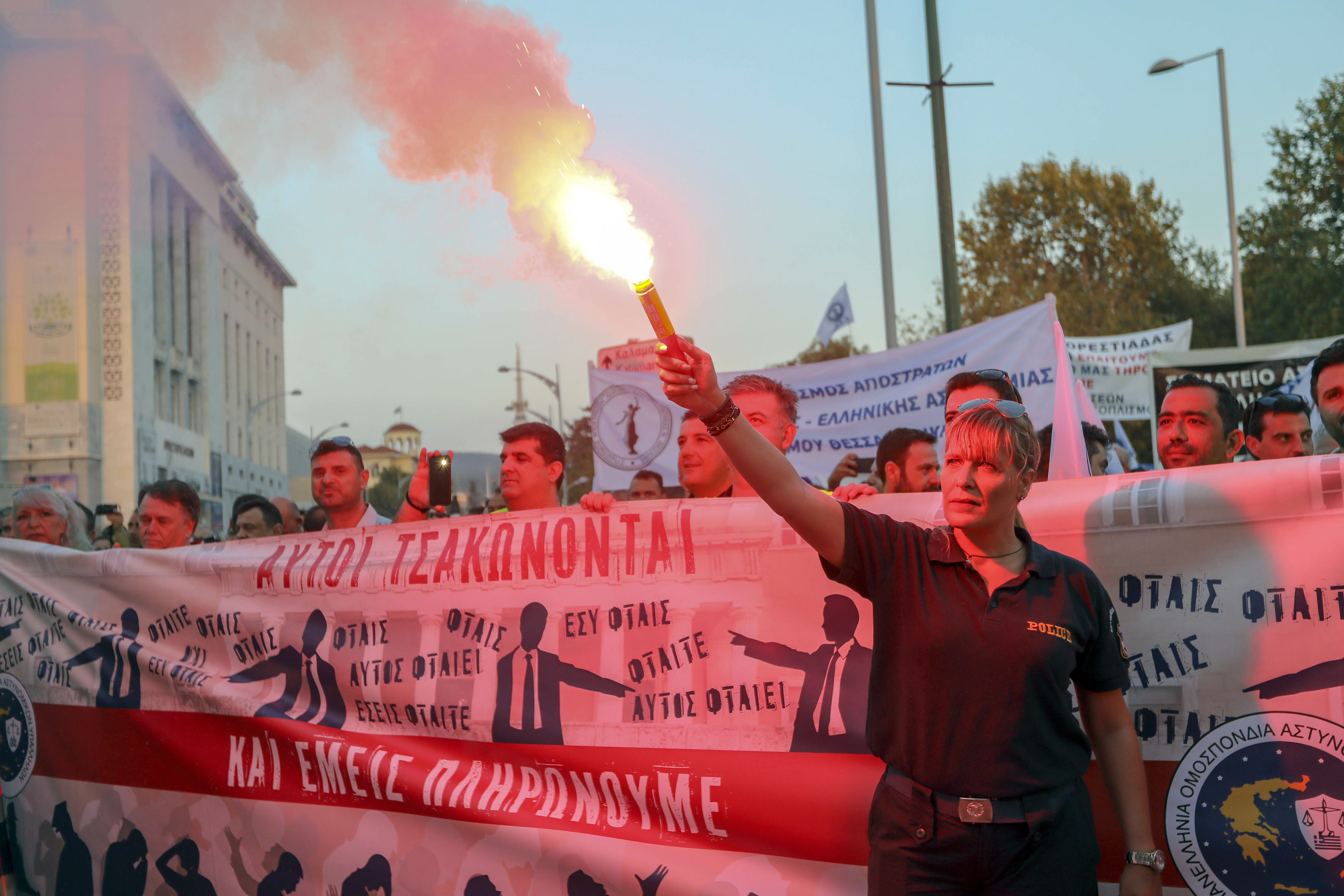 Συγκέντρωση διαμαρτυρίας ενστόλων στη Θεσσαλονίκη (φωτογραφίες)-3