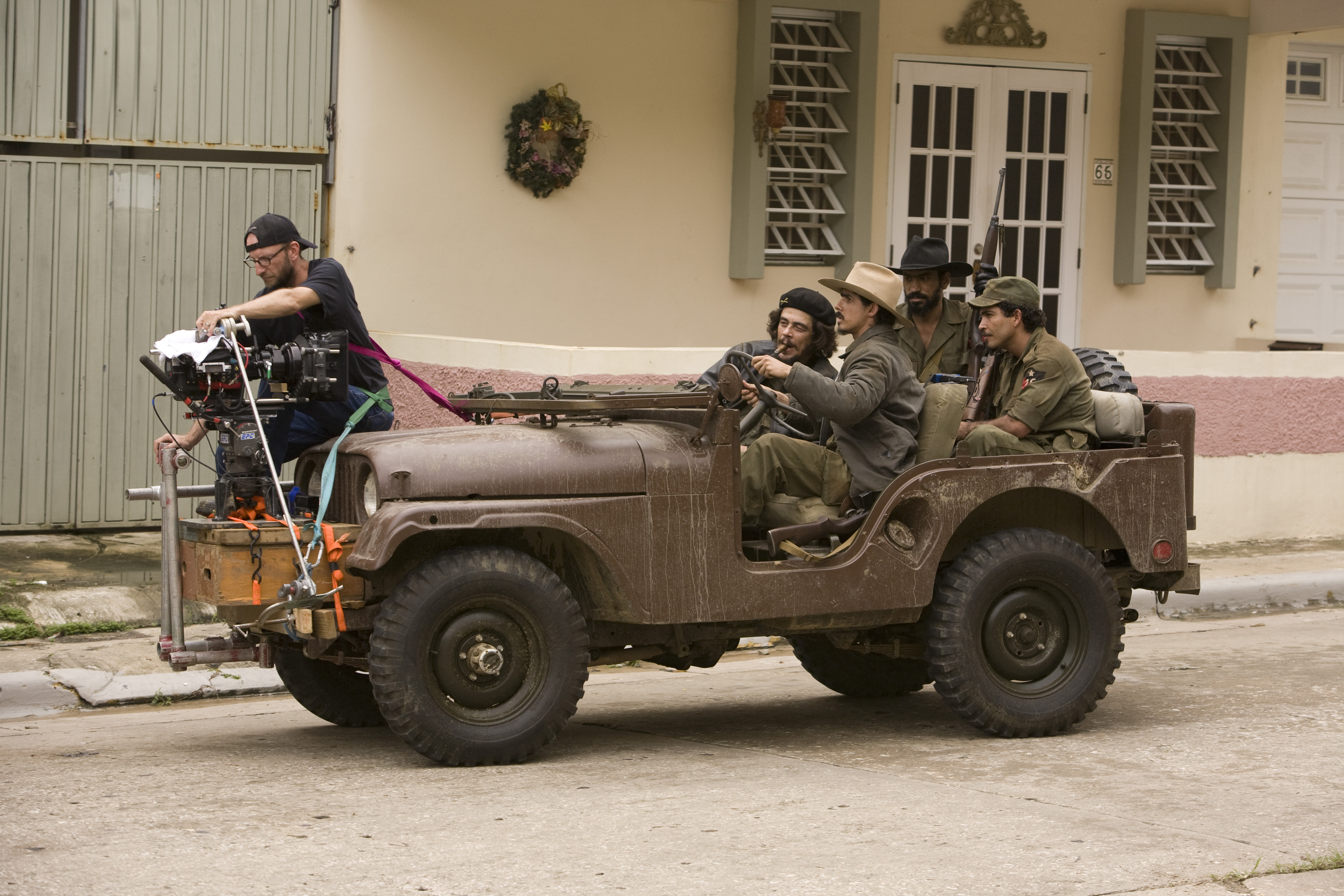 Ανατέμνοντας τον Κομαντάντε-1