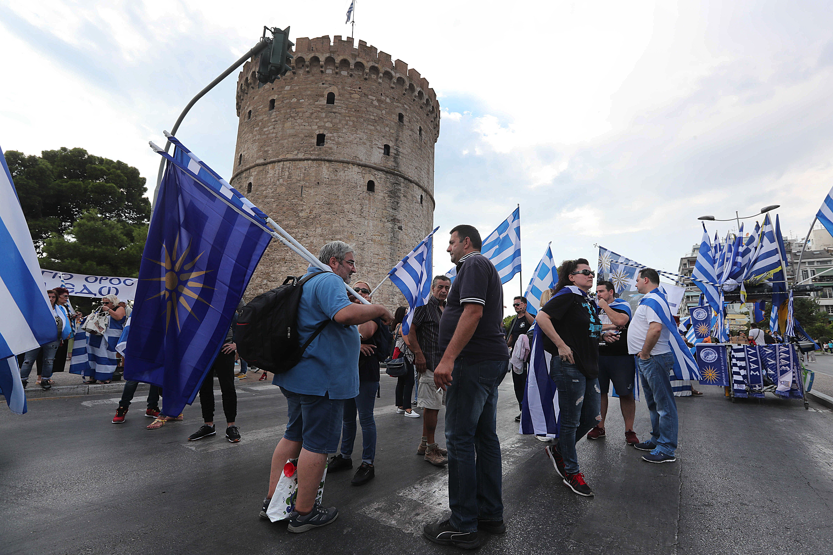 Καρέ καρέ τα επεισόδια στη Θεσσαλονίκη (φωτογραφίες – βίντεο)-9