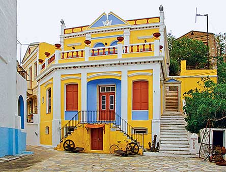 Σύμη, ο ναυτότοπος που κινδυνεύει να χάσει τα ίχνη της ιστορίας του-1