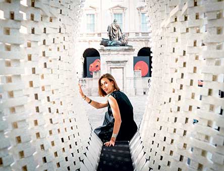 Ο θεατής στο επίκεντρο των έργων της Νάσιας Ιγγλέση σε Αθήνα και Λονδίνο-1