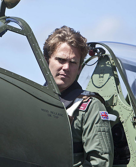 Ο γύρος του κόσμου με ένα Spitfire από την IWC SCHAFFHAUSEN-8