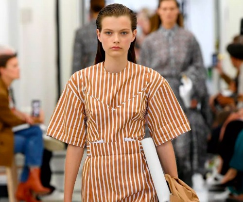 LFW: Το beauty look στο show της Victoria Beckham-2