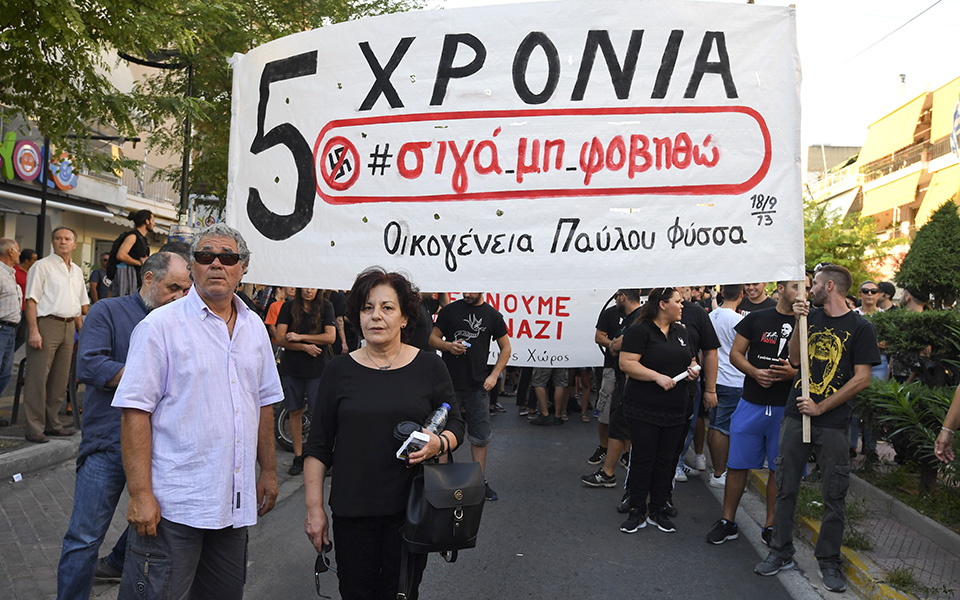 Σε εξέλιξη η συγκέντρωση για τα πέντε χρόνια από τη δολοφονία του Παύλου Φύσσα (φωτογραφίες)-1