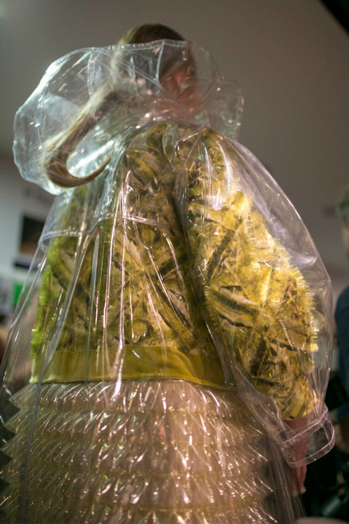 Backstage στο σόου για τα 10χρονα της Mary Katrantzou-7