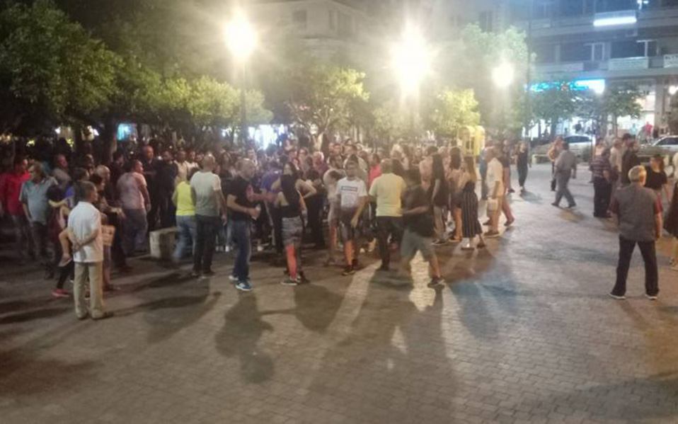 Συλλήψεις και προσαγωγές στο Αγρίνιο – Με σοβαρά τραύματα στο πρόσωπο νοσηλεύεται η 19χρονη (φωτογραφίες – βίντεο)-2