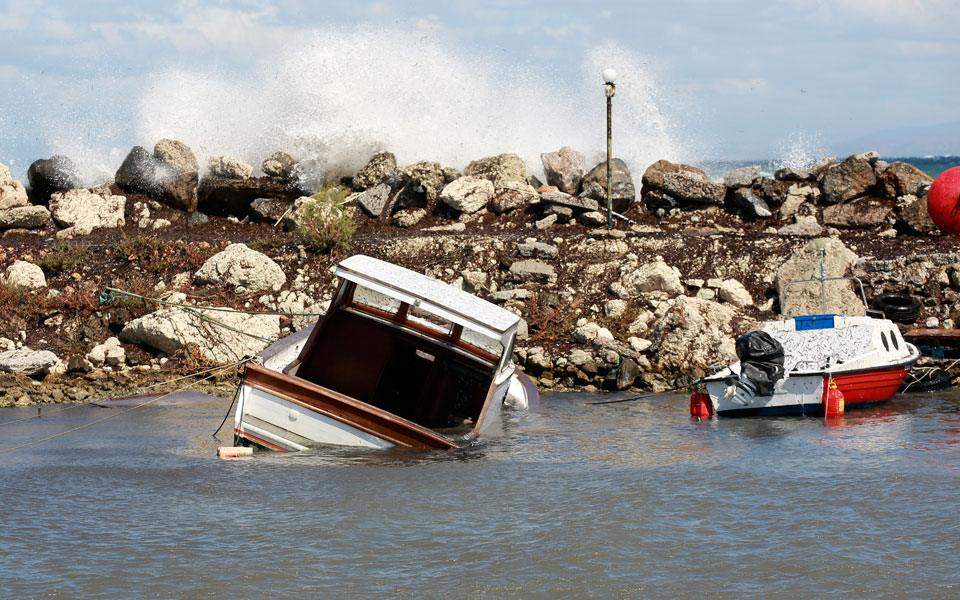 Συνεχίζει να σαρώνει ο «Ξενοφών» – Τι προβλέπεται για την Πέμπτη-2