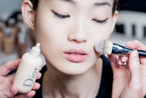 Paris Fashion Week: Το beauty look του Dior ήταν εμπνευσμένο από τον μοντέρνο χορό-4