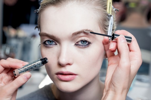 Paris Fashion Week: Το beauty look του Dior ήταν εμπνευσμένο από τον μοντέρνο χορό-3