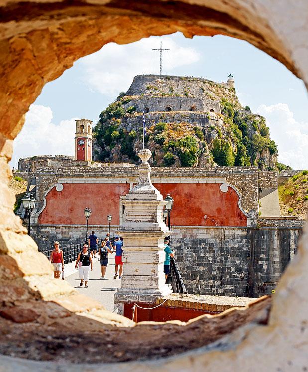 Κέρκυρα: Τα «κλειδιά» της πόλης-3