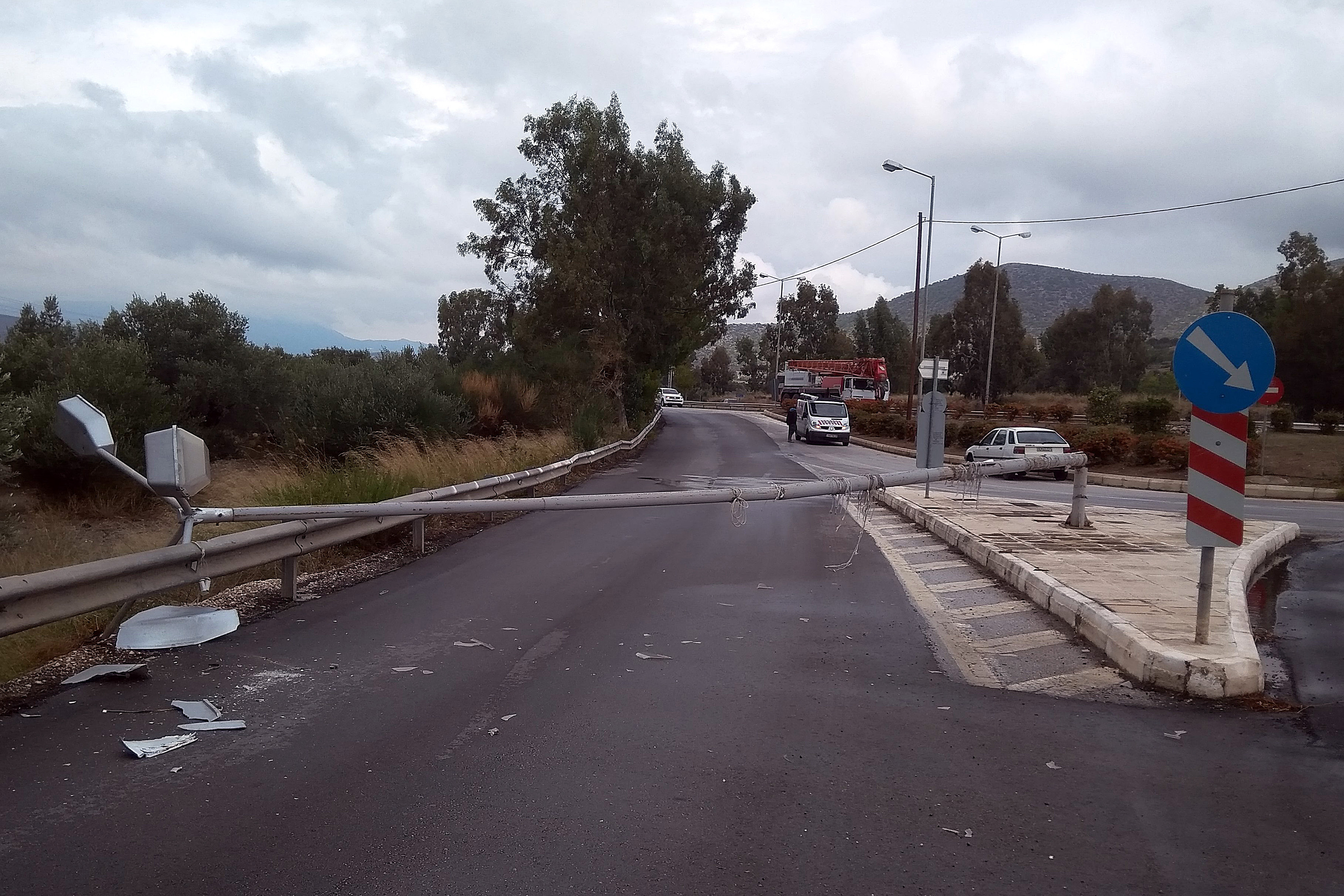 Επέλαση του μεσογειακού κυκλώνα η Πελοπόννησος – Δείτε live την πορεία που ακολουθεί (βίντεο και φωτογραφίες)-1