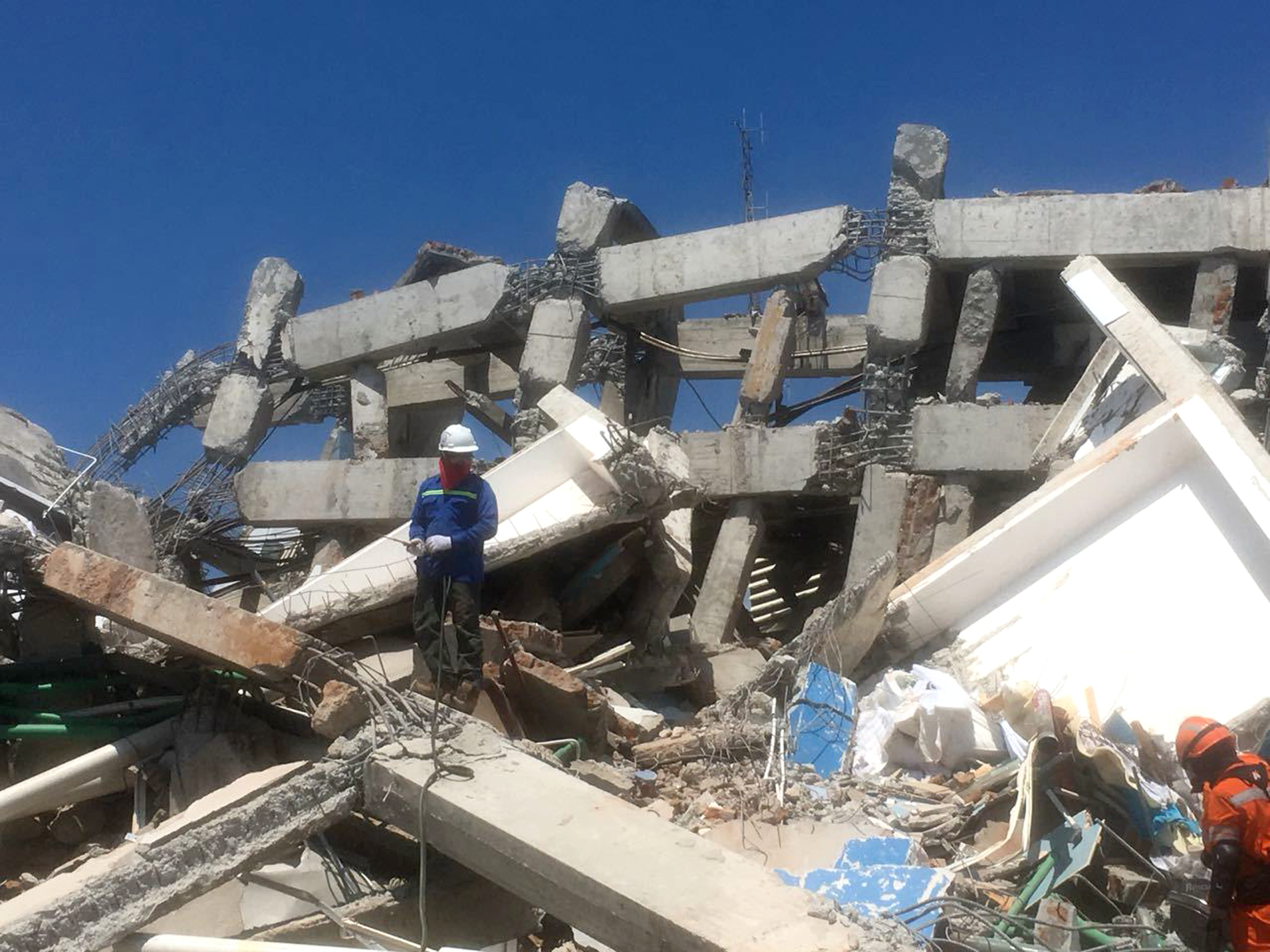 Τραγικός απολογισμός στην Ινδονησία: Στους 1.234 οι νεκροί από τον σεισμό-2